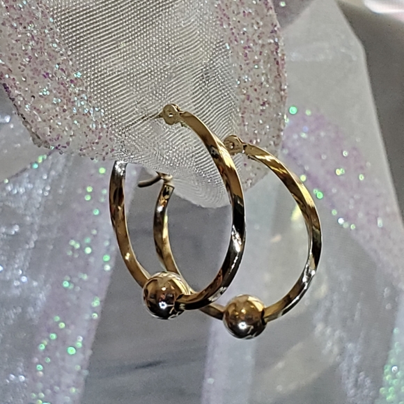 10K Yellow Gold Hoop Earrings - Picture 4 of 14